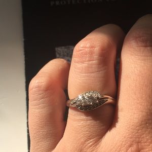 Zales diamond promise ring